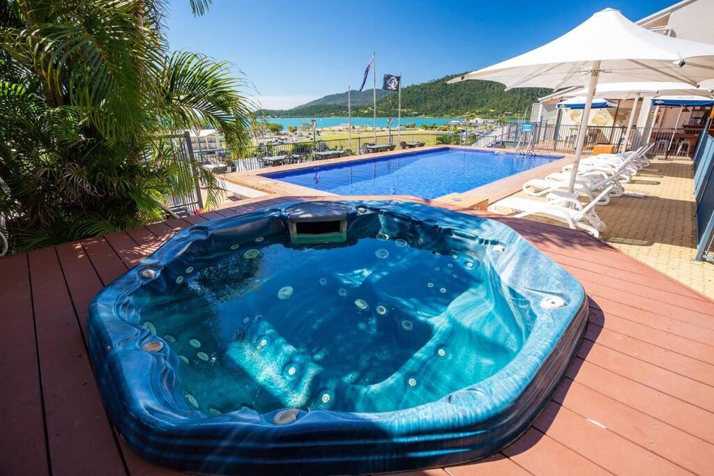 Ocean View 33A Studio Pool Ocean View Wifi Airlie Beach Eksteriør billede