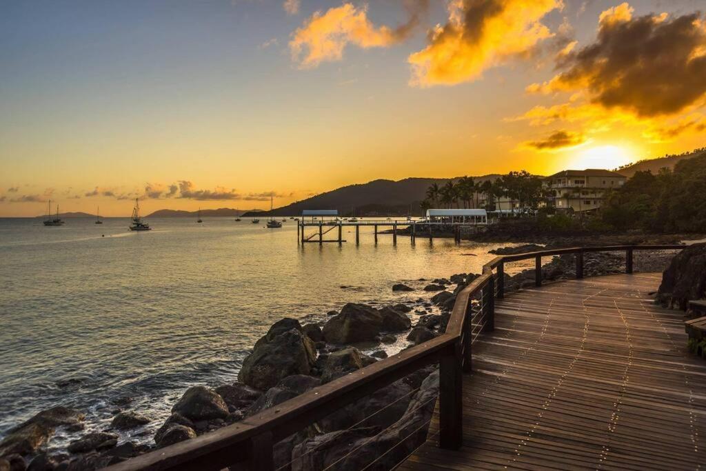 Ocean View 33A Studio Pool Ocean View Wifi Airlie Beach Eksteriør billede